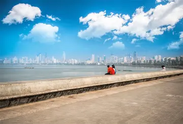 Mumbai Darshan By Bus