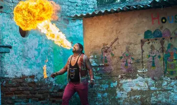 Delhi Street Performer Walk