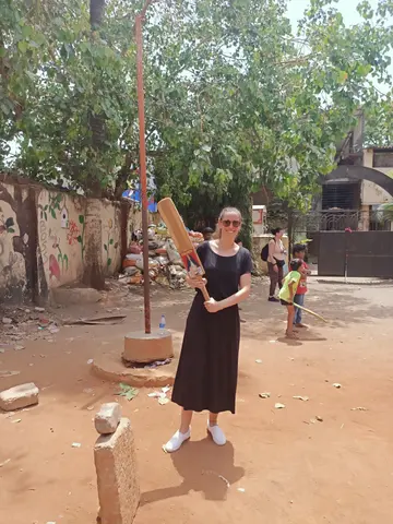 Dharavi Slum Tour with Car Transfer