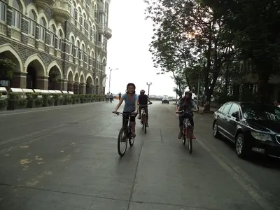 Experience Mumbai in the calm and cool of the early morning!