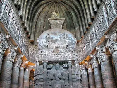 Mumbai: Same Day Tour of Ajanta & Ellora Caves