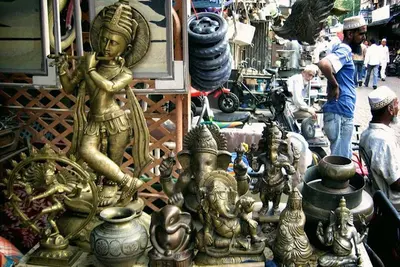 Best street shopping Tour in Mumbai with Mumbai Dream Tours!