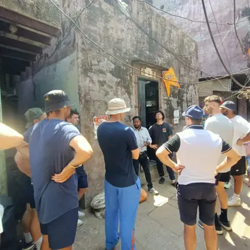 Gain a profound understanding of grassroots enterprise and community resilience with our ethical Dharavi Slum Tour. Experience vibrant local industries, small-scale manufacturing, and warm hospitality.